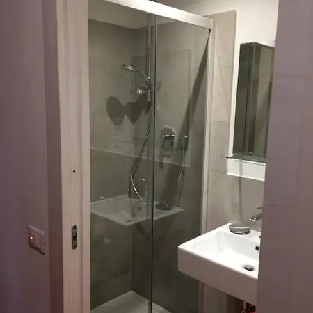 Stanza Privata Con Bagno E Salottino 民宿